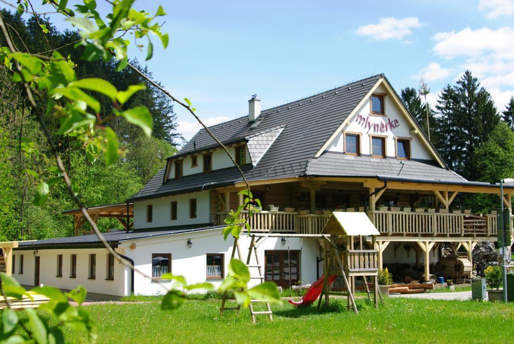 Penzión Mlynárka Rajecké Teplice Exterior foto