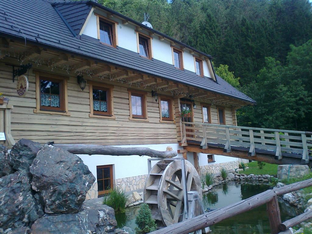 Penzión Mlynárka Rajecké Teplice Exterior foto
